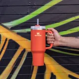 Stanley Quencher 1.18 L Turuncu Pipetli Termos Stanley Quencher 1.18 L Turuncu Pipetli Termos