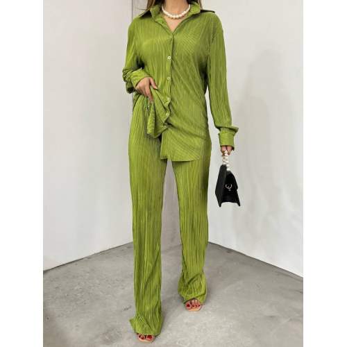 Bayrama Özel Kadın Düşük Omuz Salaş Gömlek Ve Yırtmaç Detay İspanyol Paça Pantolon Bayrama Özel Kadın Düşük Omuz Salaş Gömlek Ve Yırtmaç Detay İspanyol Paça Pantolon