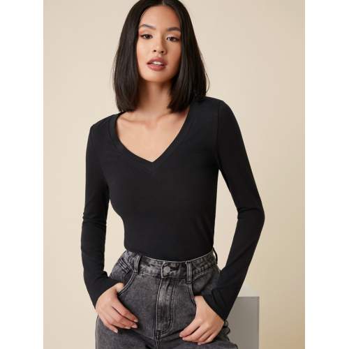 Kadın Siyah V Yaka Uzun Kollu Bluz Kadın Siyah V Yaka Uzun Kollu Bluz