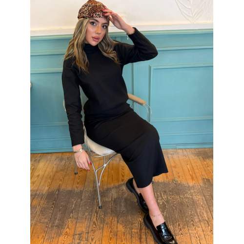 Kadın Uzun Kollu Balıkçı Yaka şardonlu Bluz Etek Takım Kadın Uzun Kollu Balıkçı Yaka şardonlu Bluz Etek Takım