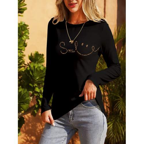 Kadın Uzun Kollu Bisiklet Yaka Gülümseyen Surat Desenli Viskon Bluz Kadın Uzun Kollu Bisiklet Yaka Gülümseyen Surat Desenli Viskon Bluz