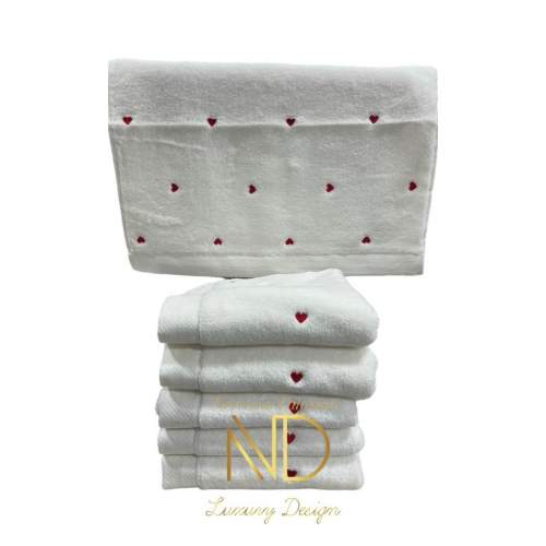 Lubow Love Beyaz Kırmızı Nakışlı 70x140 6lı Havlu Seti Lubow Love Beyaz Kırmızı Nakışlı 70x140 6lı Havlu Seti