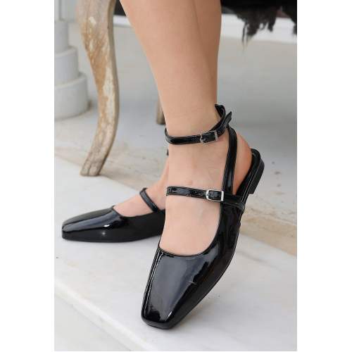 Siyah Rugan Babet Ayakkabı Siyah Rugan Babet Ayakkabı