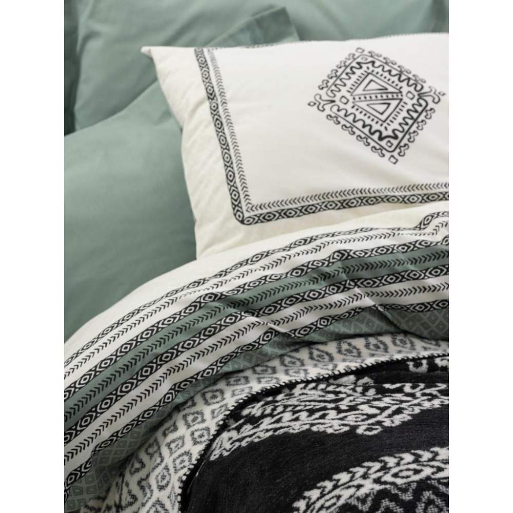 Çift Kişilik Battaniyeli Nevresim Takımı Hardy Yeşil