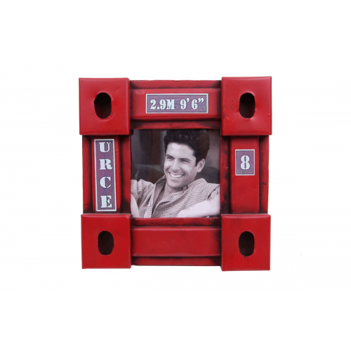 Vintage Tasarım Dekoratif Metal Çerçeve Konteyner Temalı Vintage Tasarım Dekoratif Metal Çerçeve Konteyner Temalı