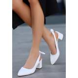 Beyaz Cilt Topuklu Ayakkabı