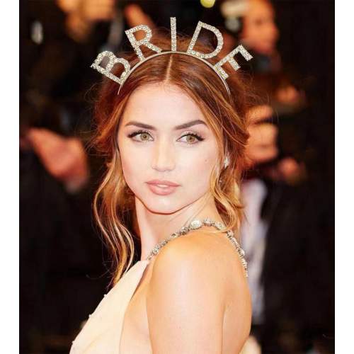 Bekarlığa Veda Mega Boy Kristal Taşlı Altın Gold Bride Taç Gelin Tacı İthal 20X21 cm Bekarlığa Veda Mega Boy Kristal Taşlı Altın Gold Bride Taç Gelin Tacı İthal 20X21 cm